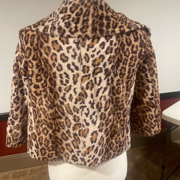 Moda International leopard three quarter sleeves medium. - Picture 8 of 9